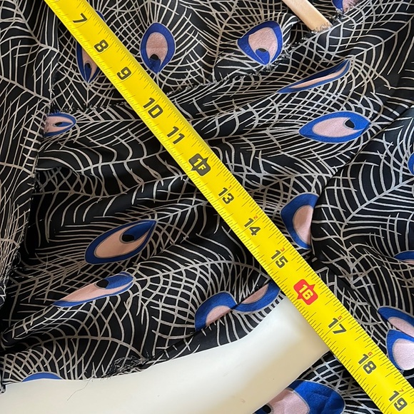 COPY - RARE Luxury Jones one of a kind wrap top (LA iconic) XS-M - Picture 13 of 15